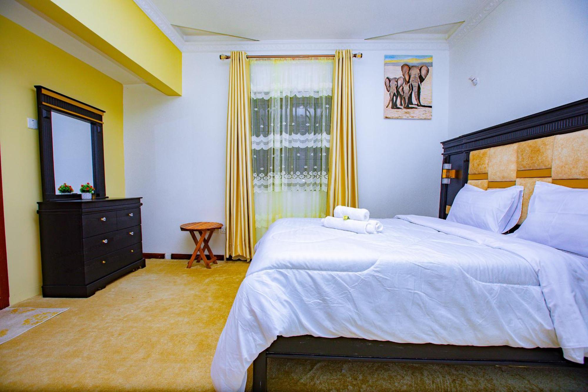 Divine Royal Residences Arusha Buitenkant foto